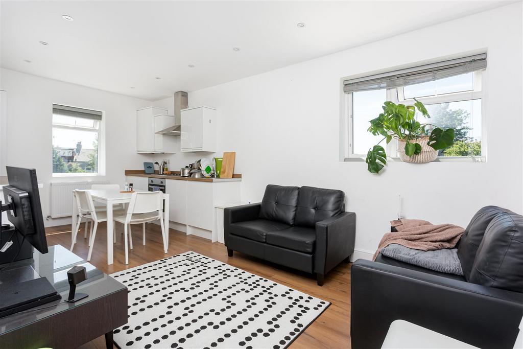 52b Chamberlayne Road-3.jpg