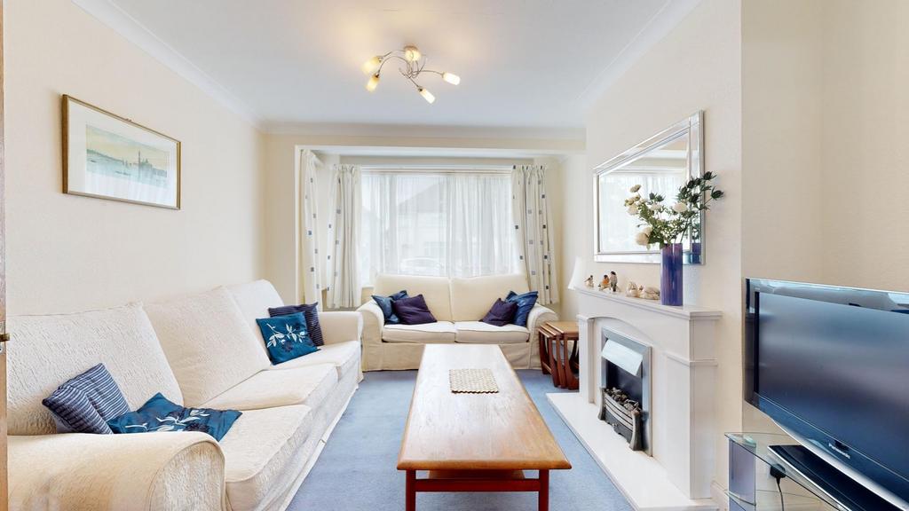 Mountbel Road, Stanmore 3 bed semidetached house £620,000