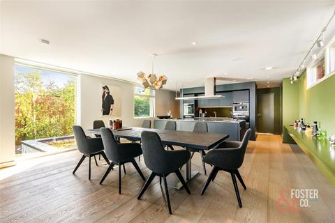 37 Withdean Road, Brighton, BN1 5BP