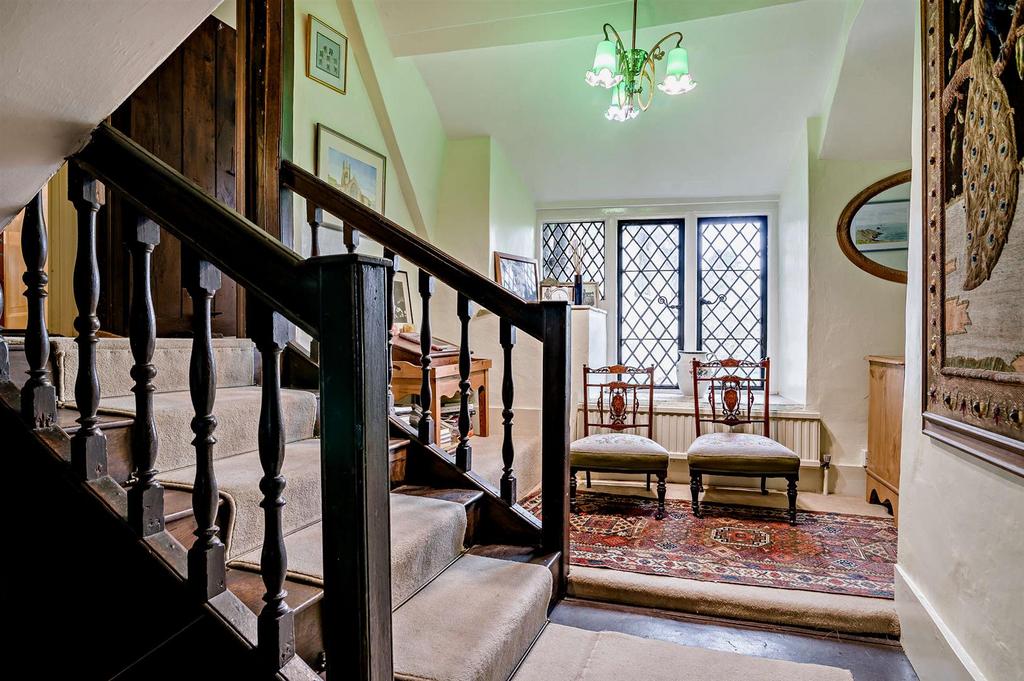 8549325-interior20-800.jpg