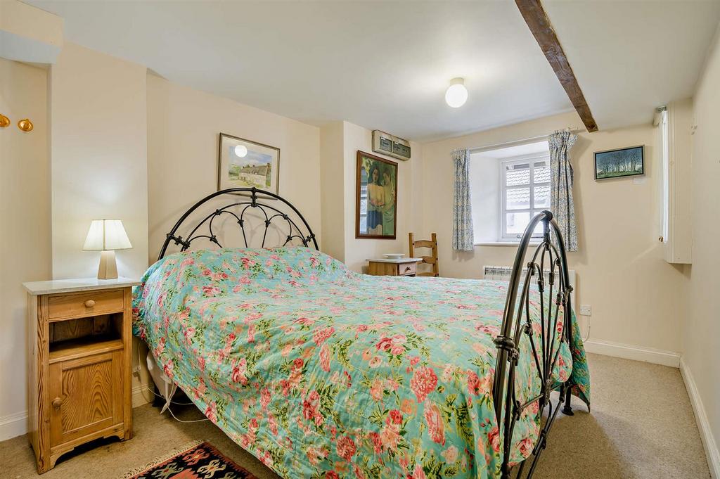 8549325-interior34-800.jpg