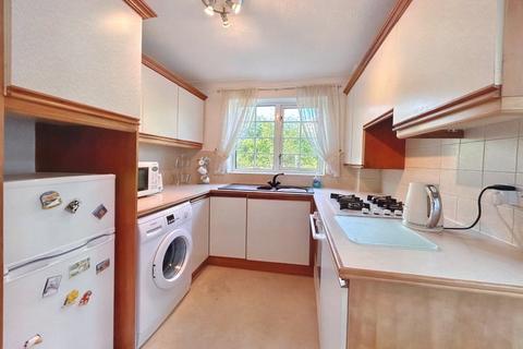 3 bedroom semi-detached house for sale - Jerry Clay Drive, Wrenthorpe, Wakefield, West Yorkshire