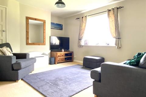 2 bedroom flat for sale - Nye Close, Cheddar