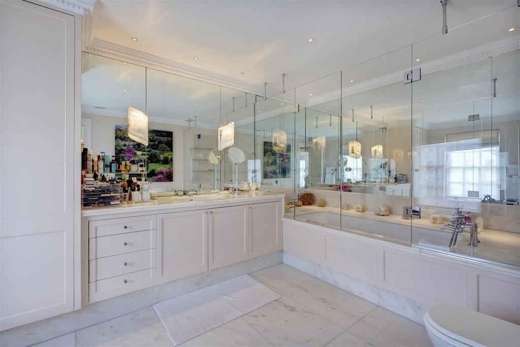 91 hamilton terrace 834 bath1.jpg
