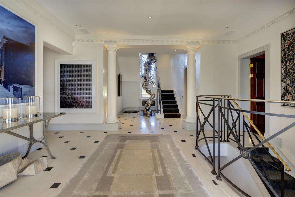 91 hamilton terrace 834 hall1 .jpg