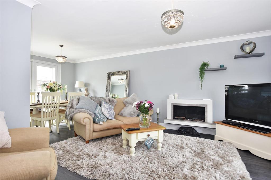 Glenridding Drive, BarrowInFurness 3 bed link detached house for sale