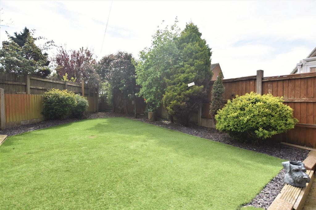 Glenridding Drive, BarrowInFurness 3 bed link detached house for sale