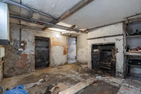 2, Wesley View Horsefair, Boroughbridge, York, YO51 9AH