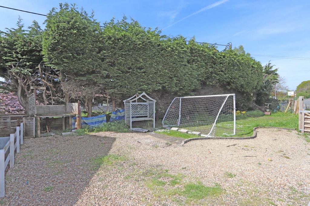 Silver Street, Willand, Cullompton, Devon, 4 bed semidetached house
