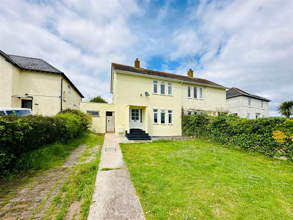 Hillrise, Galmpton, Brixham 2 bed semidetached house for sale £225,000