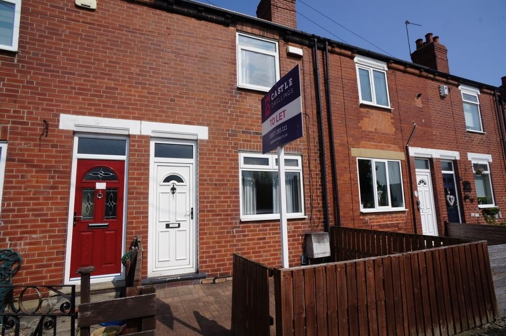 Longacre, Castleford 3 bed terraced house £750 pcm (£173 pw)
