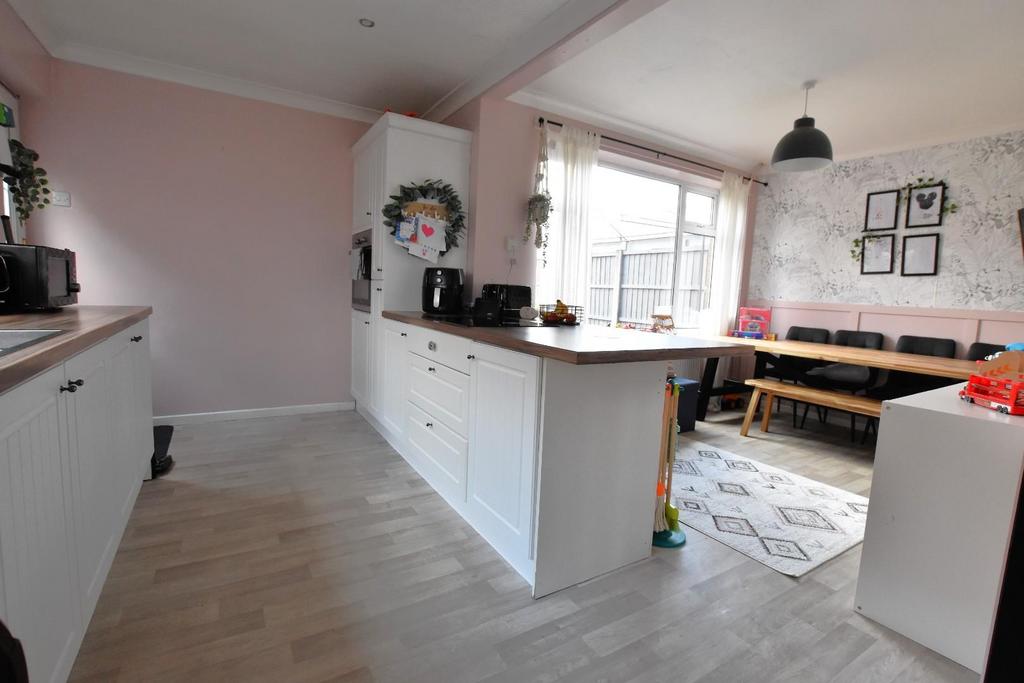 Kitchen / Diner