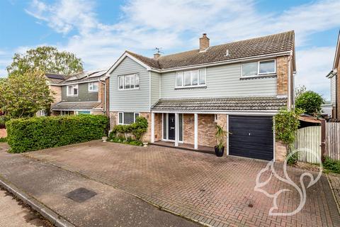 4 bedroom detached house for sale, Brickhouse Close, West Mersea Colchester CO5