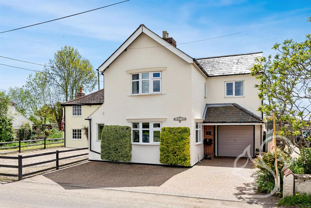 East Mersea Road, West Mersea Colchester CO5 3 bed house for sale £