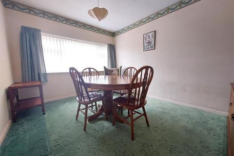 10 Berkeley Crescent, Stourport-on-severn, DY13 0HJ