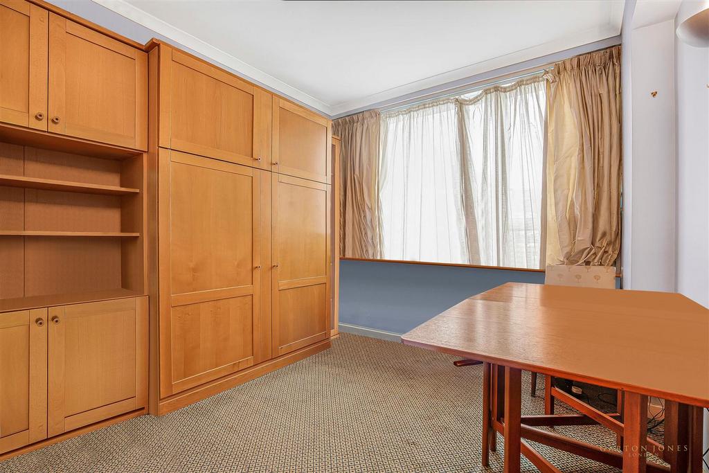 Bedroom.jpg
