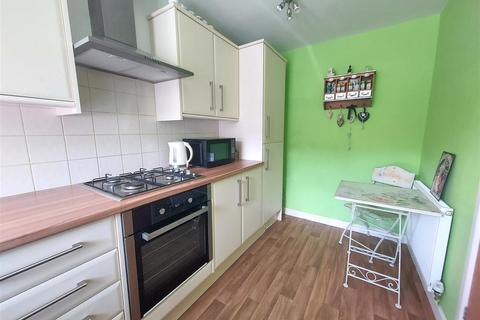10 Baldwin Gardens, Stourport-on-severn, DY13 9GX