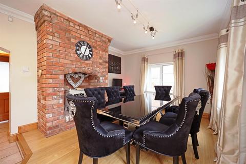 7 bedroom detached house for sale, The Woodlands, Cold Meece
