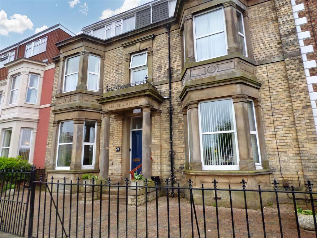 Linskill Terrace, North Shields 1 bed apartment - £495 pcm (£114 pw)