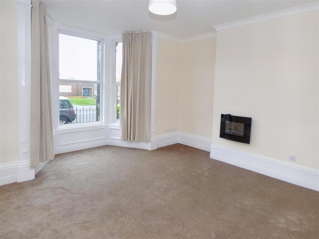 Linskill Terrace, North Shields 1 bed apartment £495 pcm (£114 pw)