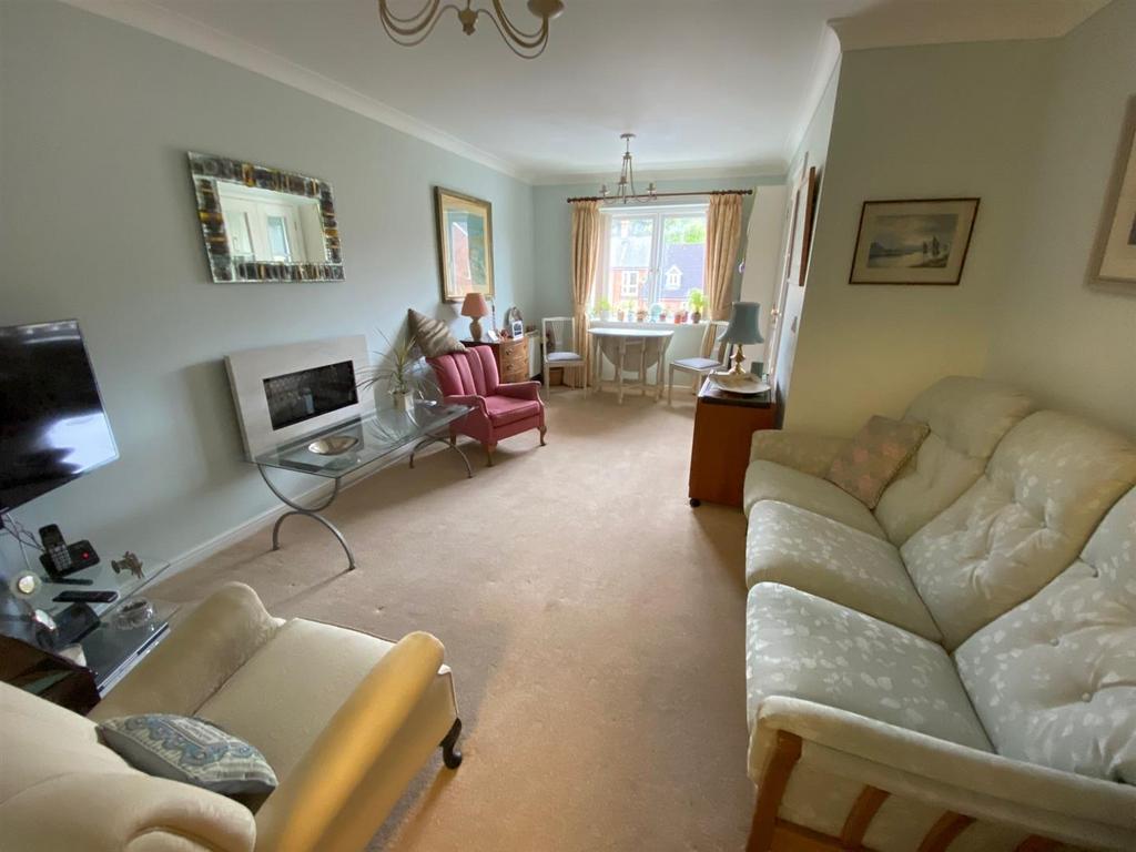 Living Room.jpg