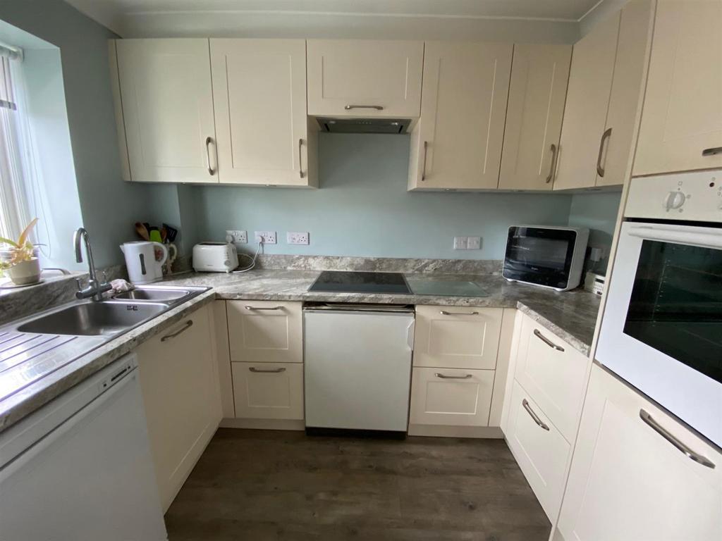 Re-fitted Kitchen.jpg