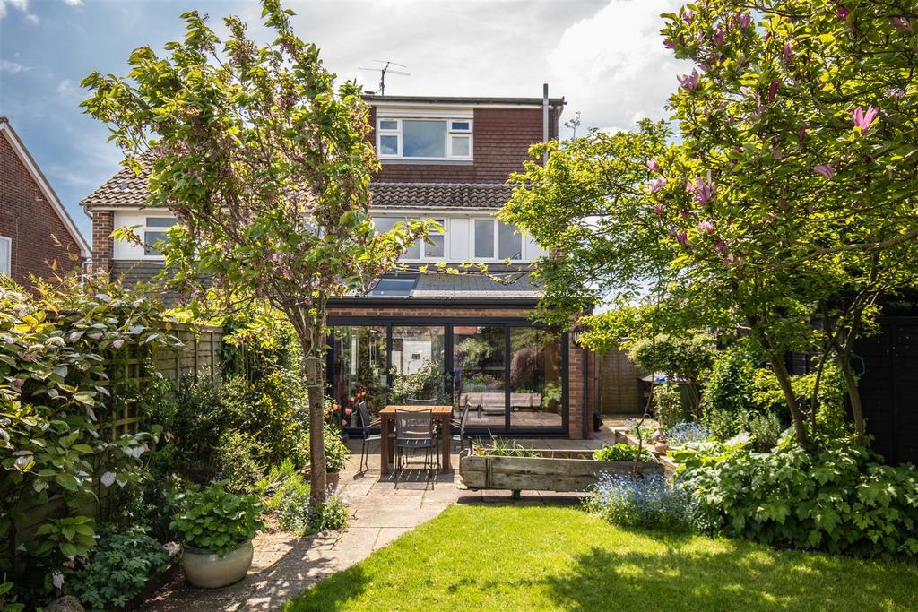 Mill Road, Ringmer, Lewes 3 bed semidetached house for sale £525,000