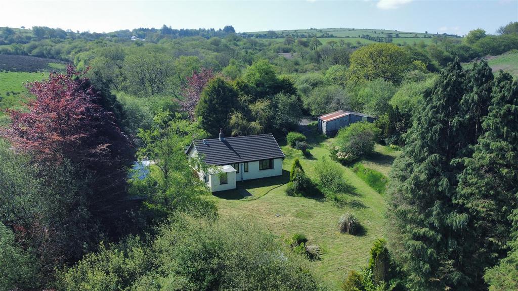 Pencae, Llanarth, Near New Quay 2 bed property with land for sale £