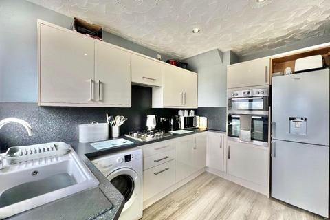 14 Deacons Way, Barnsley, S71 2HU