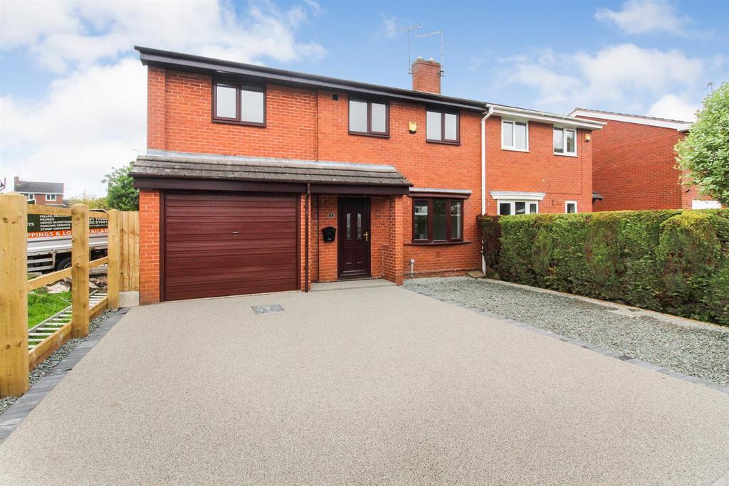 Sycamore Close, St. Martins, Oswestry 4 bed semidetached house £260,000