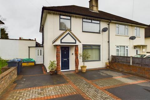 19 Rowdown Crescent, New Addington, Croydon, CR0 0HQ