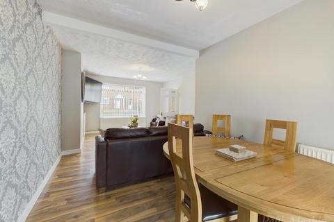 19 Rowdown Crescent, New Addington, Croydon, CR0 0HQ