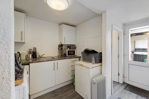 19 Rowdown Crescent, New Addington, Croydon, CR0 0HQ