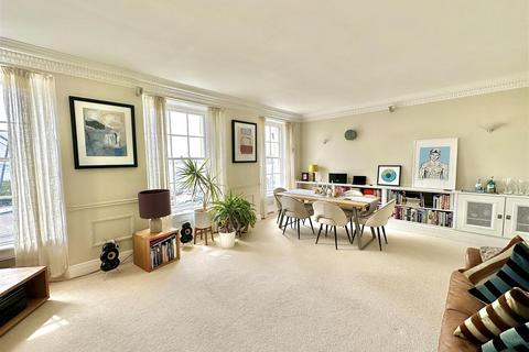 2 bedroom apartment for sale, Beacon Terrace, Torquay