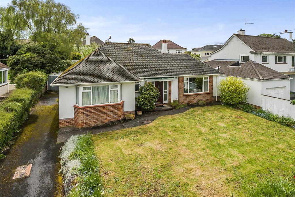 Oxlea Road, Torquay 2 bed bungalow for sale £600,000