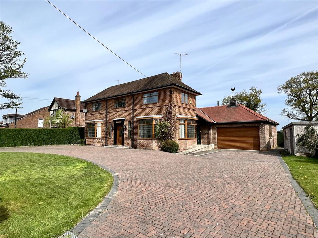 Selby Road, Holme On Spalding Moor 5 bed detached house for sale £550,000