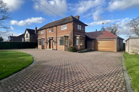 4 bedroom detached house for sale - Selby Road, Holme On Spalding Moor