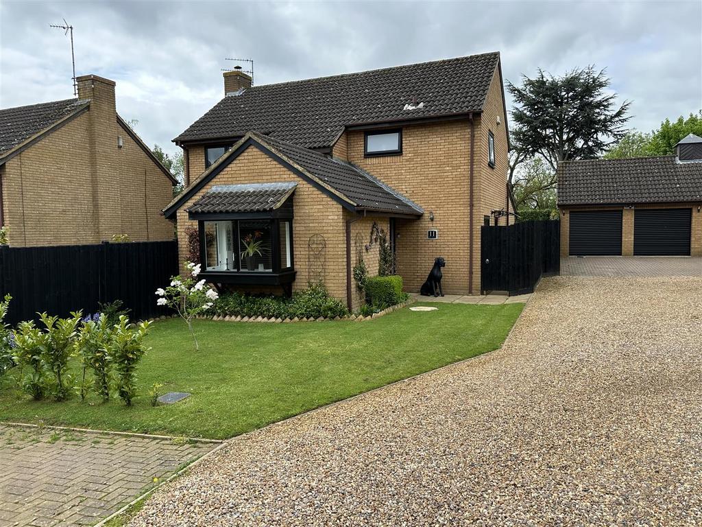 The Downs, Wellingborough 4 bed detached house for sale £499,995