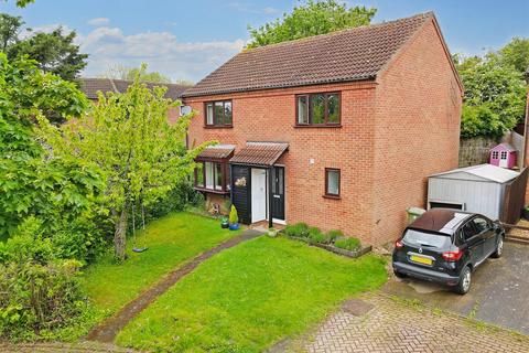 1 Craddocks Close, Bradwell, Milton Keynes, MK13 9DX
