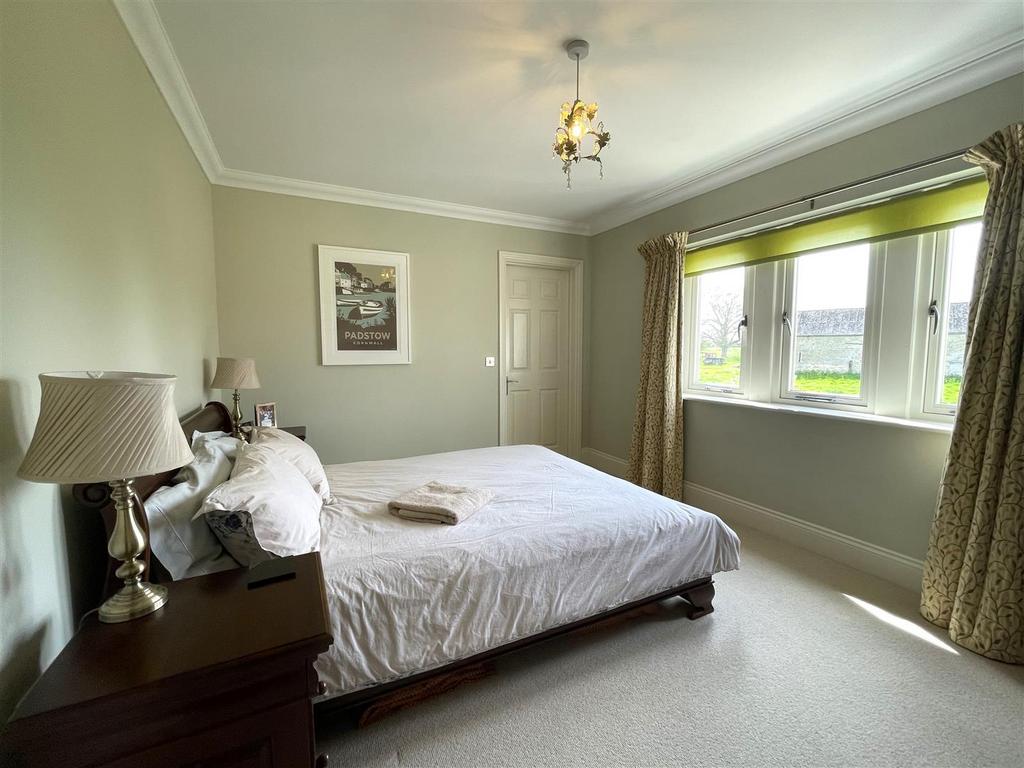 Bedroom 3.JPG