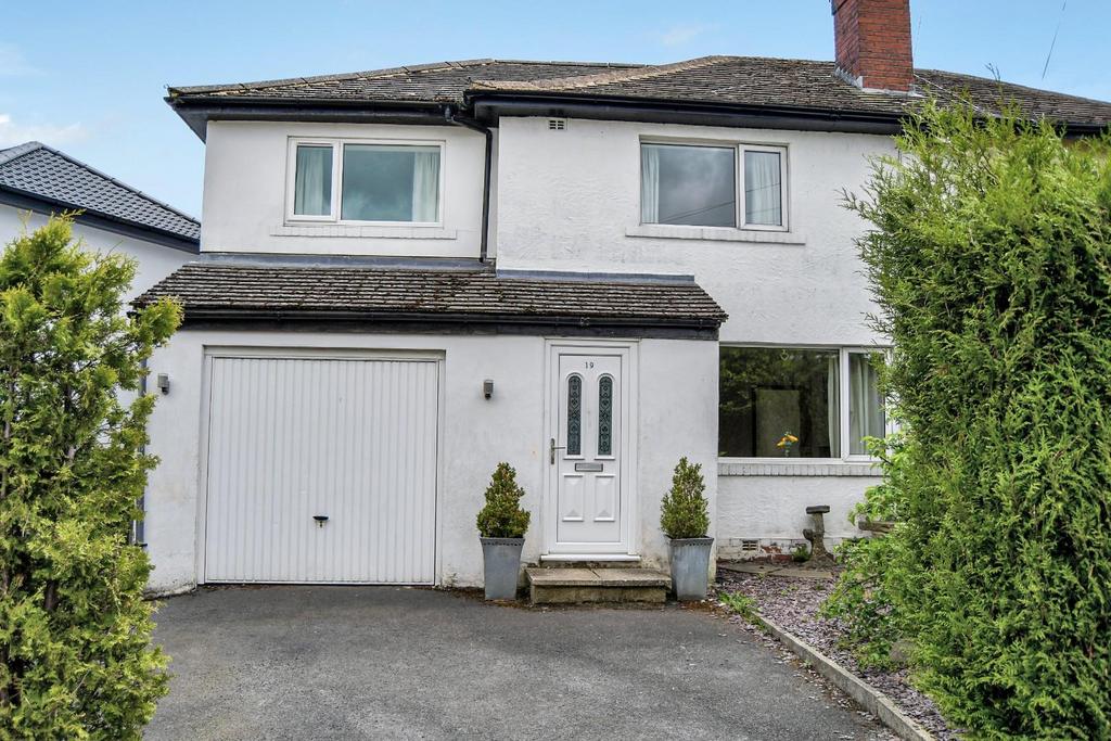 Markham Crescent, Rawdon, Leeds 3 bed semidetached house for sale £