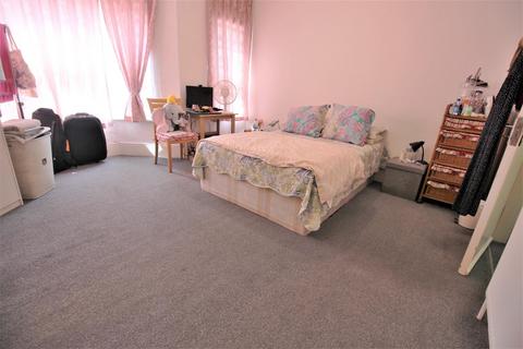 65 Abbey Wood Road, London, SE2 9DZ