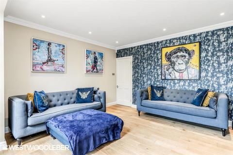 23 High Road, Broxbourne, EN10 7HU