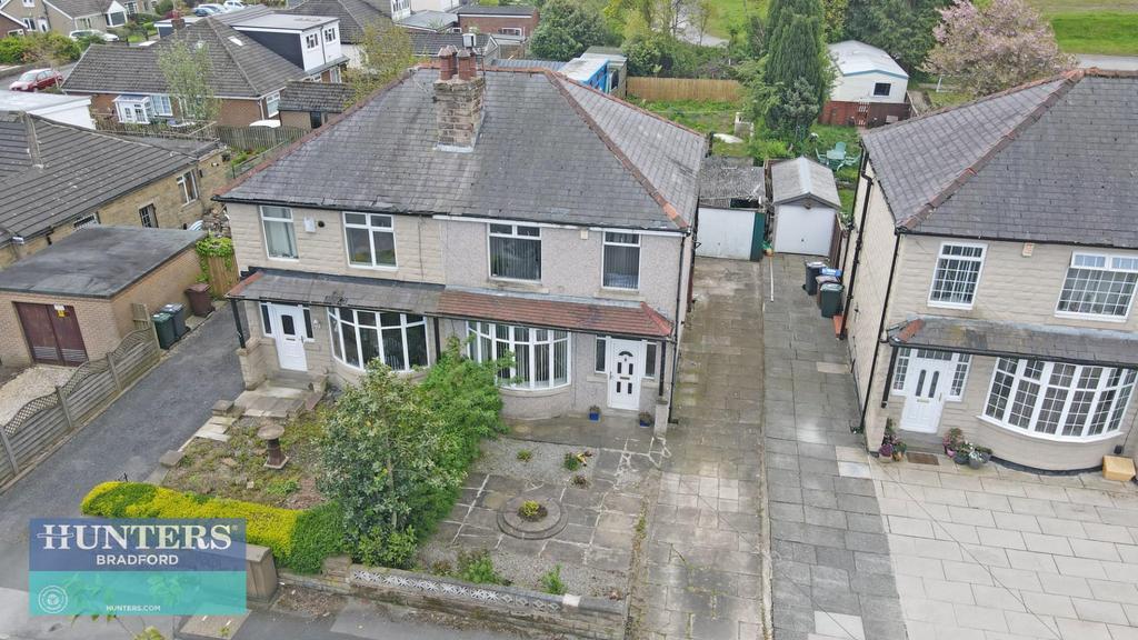 Rooley Lane, Bradford, BD5 8JJ 3 bed semidetached house for sale £