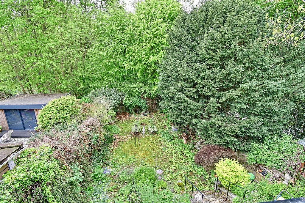 Watton House, Watton At Stone SG14 3 bed semidetached house for sale