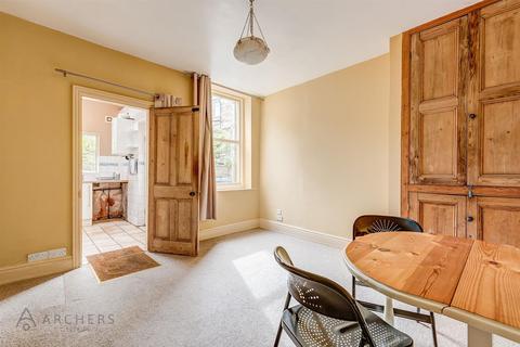 209 Heavygate Road, Sheffield, S10 1PH