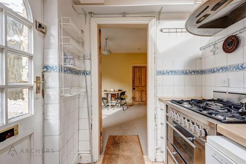 209 Heavygate Road, Sheffield, S10 1PH
