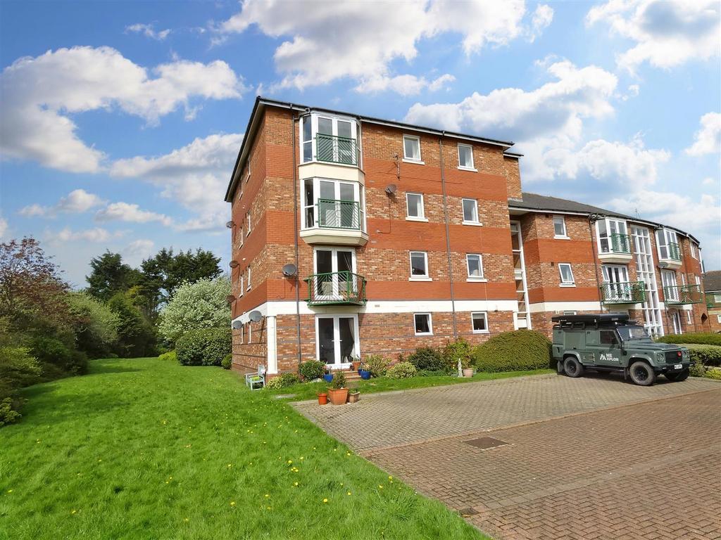 St Vincents House, Tynemouth 2 bed flat £179,950