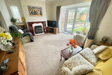 6 Woodley Grove, Ormesby, Middlesbrough, TS7 9JA