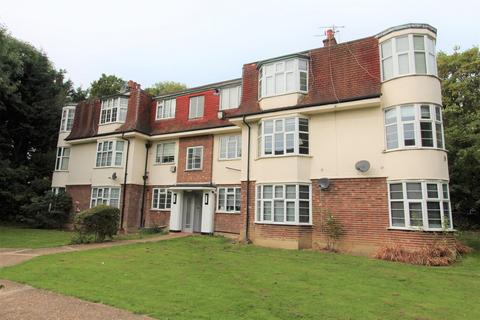 Flat 17, Seymour Court Whitehall Road, Chingford, London, E4 6DZ